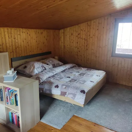 Bobo Dombszög