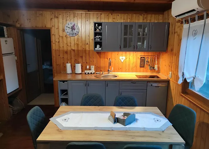 Bobo Διαμέρισμα Stozok